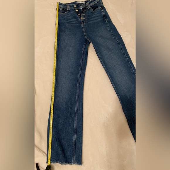 Zara high waisted wide leg raw hem jeans - Picture 6 of 6